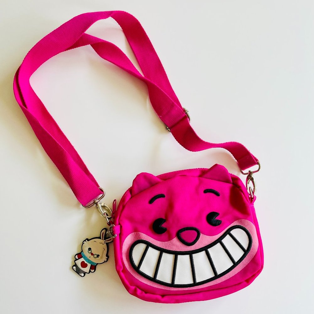 Disney Alice In Wonderland Cheshire Cat Convertible Waist/Shoulder/Crossbody bag